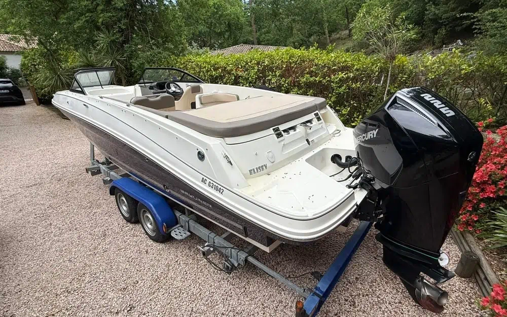 slider 2 Bayliner VR6 OB