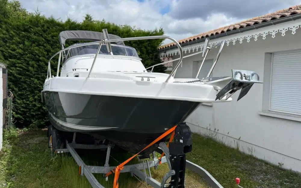 slider 3 B2 Marine 752