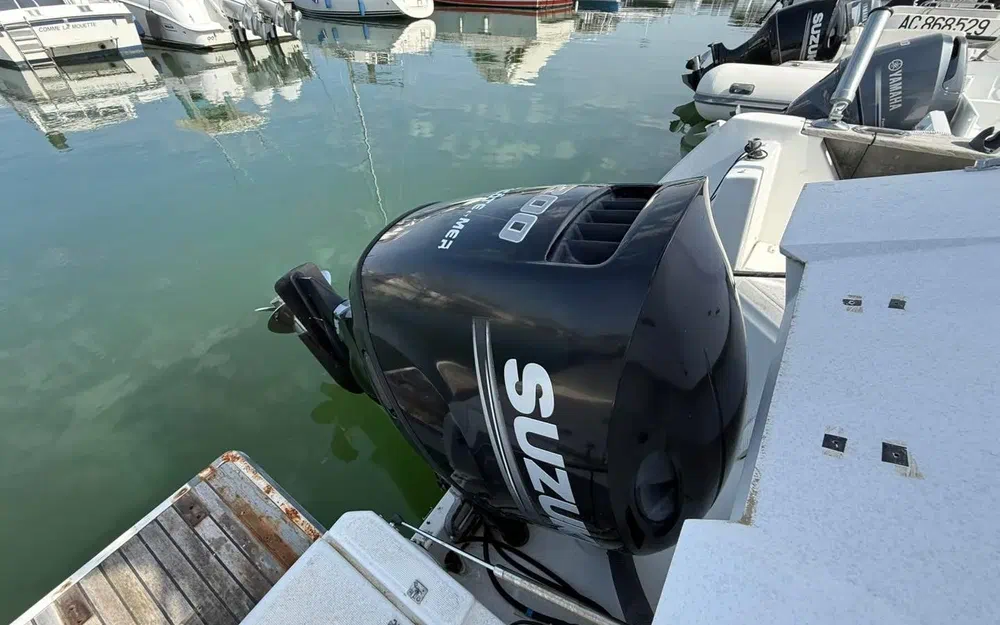 slider 9 Beneteau Barracuda 7