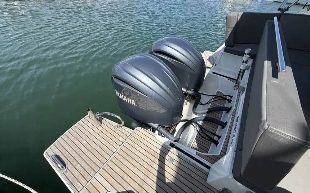 slider 10 Beneteau Antares 11 OB