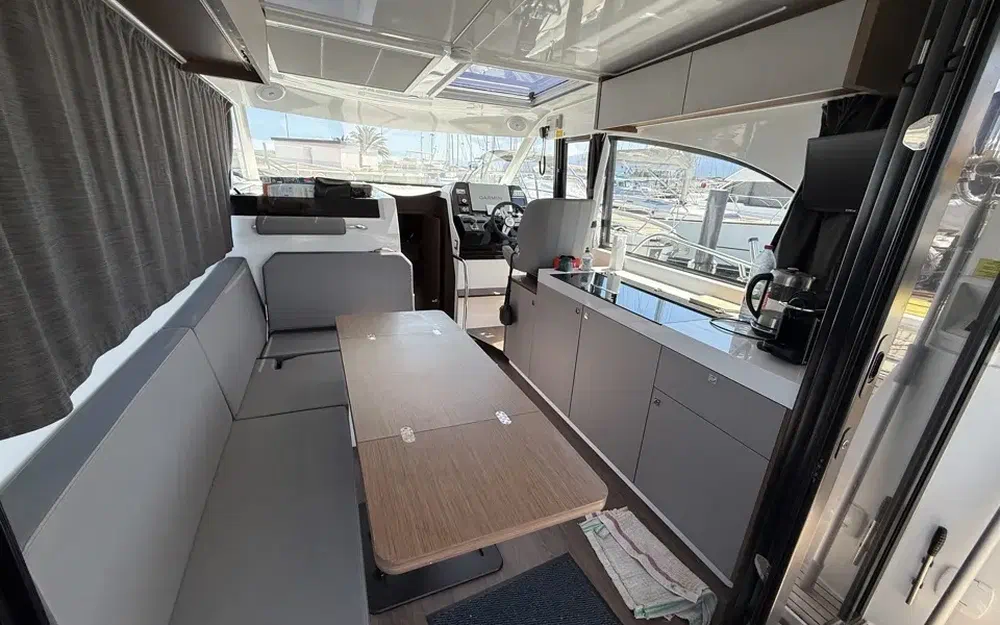 slider 21 Beneteau Antares 11 OB