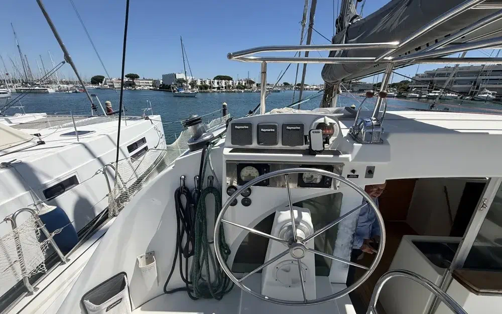 slider 9 Lagoon 380