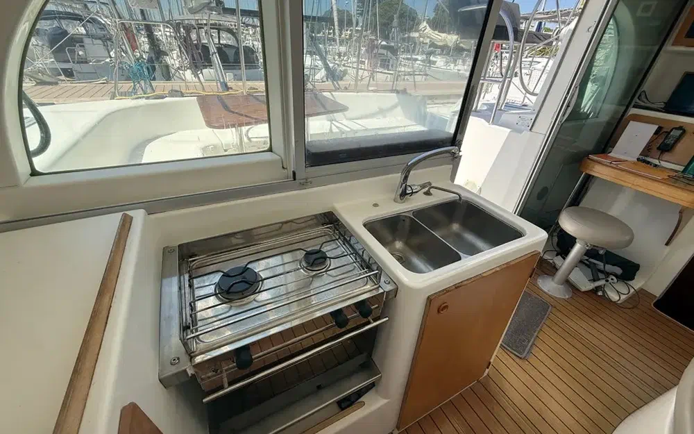 slider 22 Lagoon 380