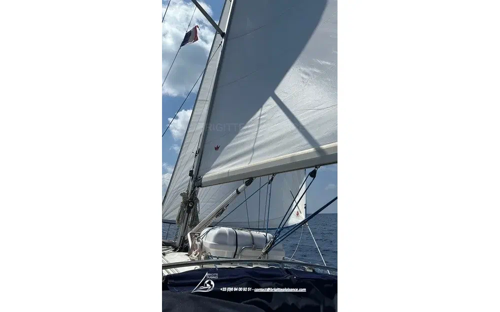 slider 12 Bavaria 42 cruiser