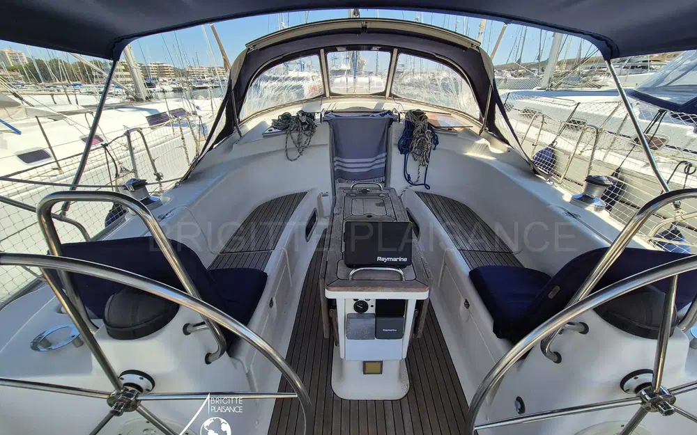 slider 3 Bavaria 42 cruiser