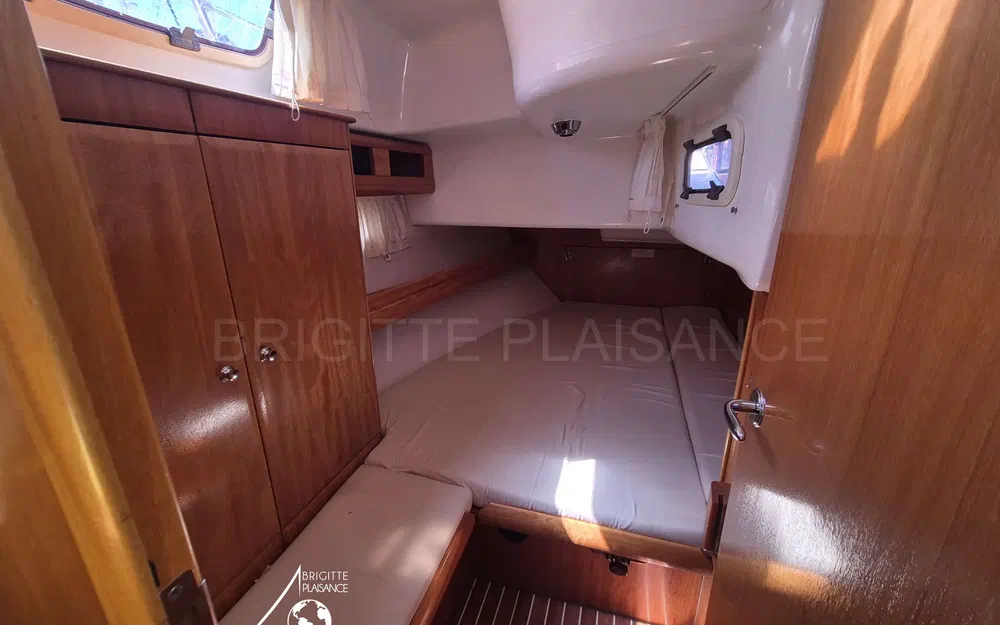 slider 8 Bavaria 42 cruiser