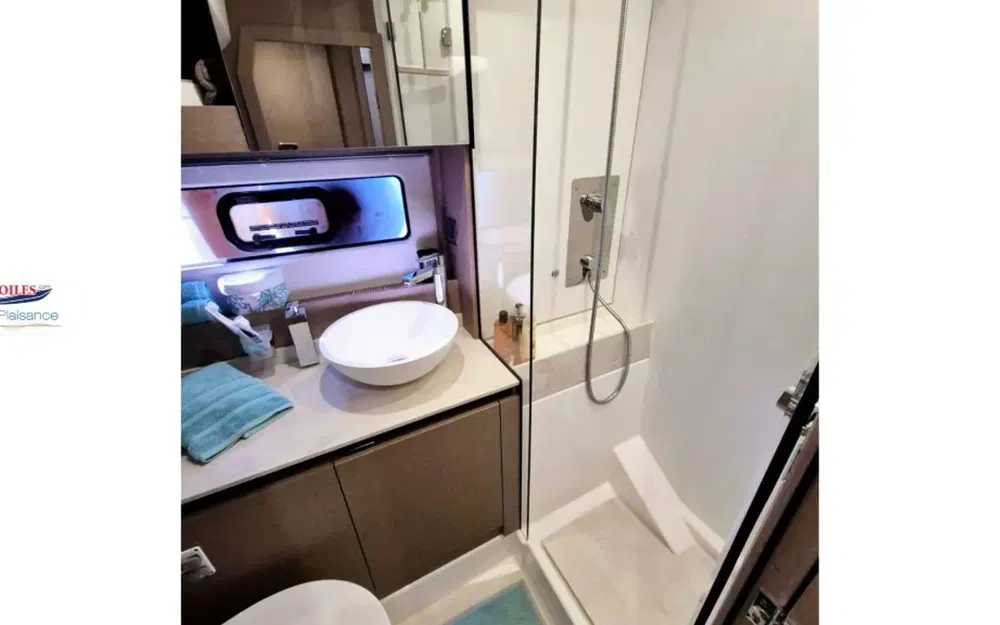 slider 16 Prestige Yachts 420 Fly