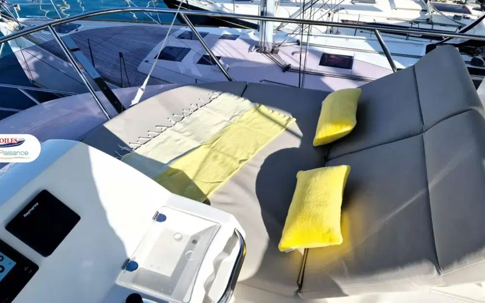 slider 22 Prestige Yachts 420 Fly