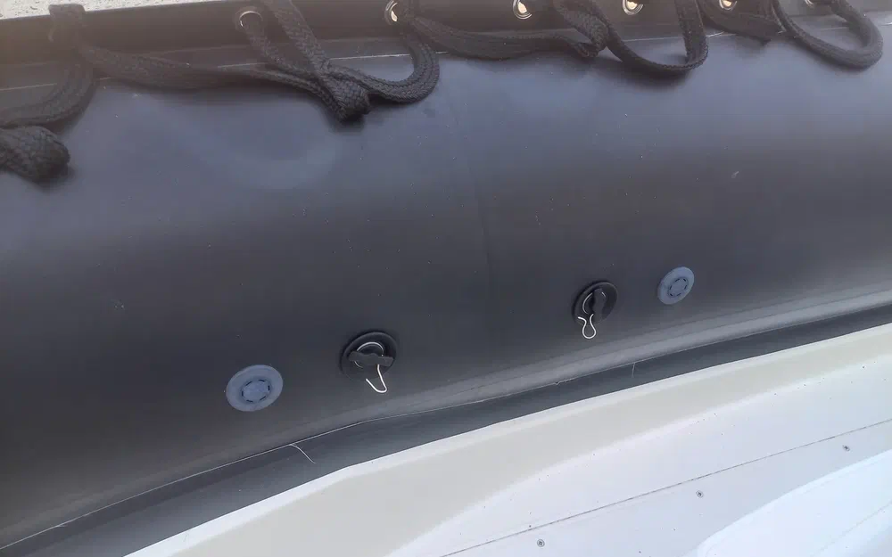 slider 12 Pro Marine Manta 610
