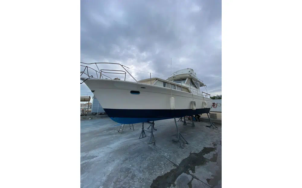 slider 0 Chris Craft 31 Commander