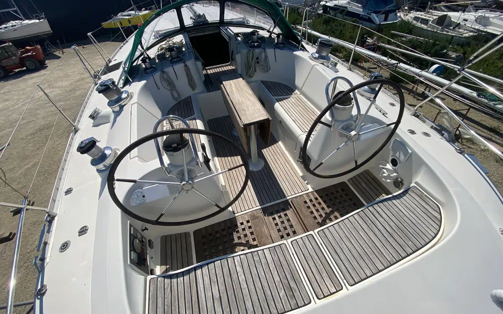 slider 3 Beneteau First 53.5
