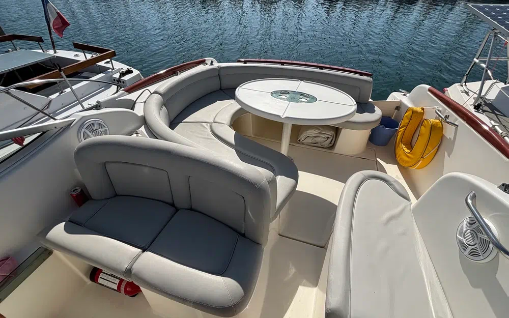 slider 21 Jeanneau Leader 805