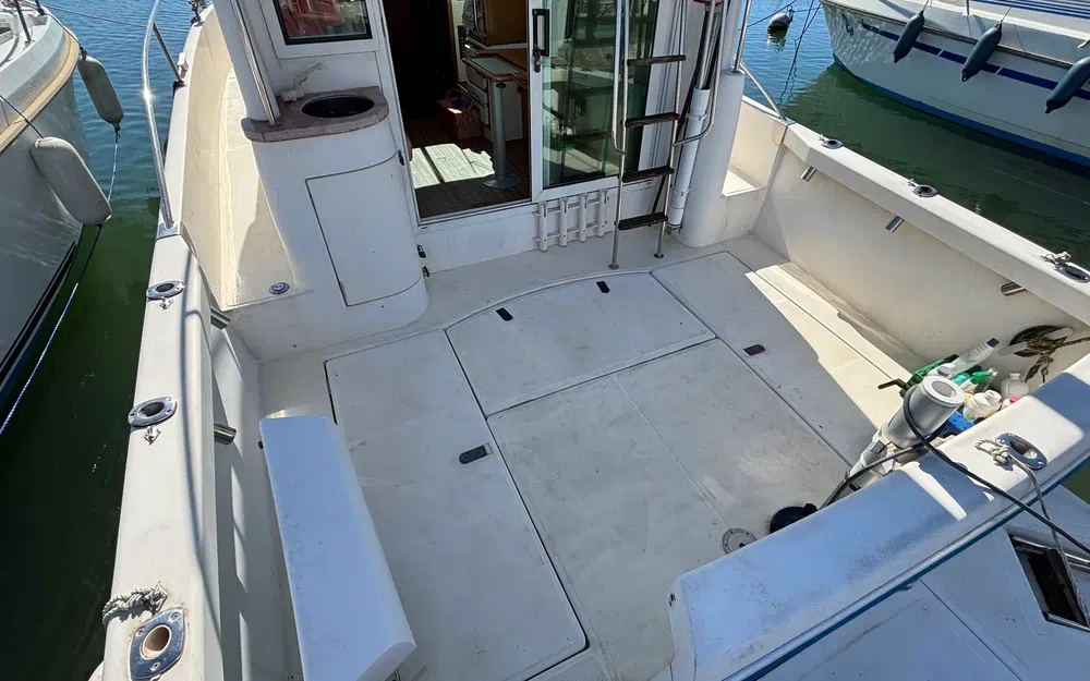 slider 4 Uniquest Marine Navistar 31
