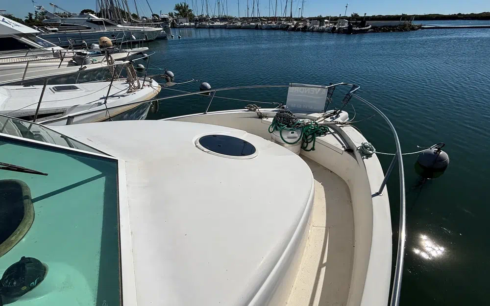 slider 7 Uniquest Marine Navistar 31