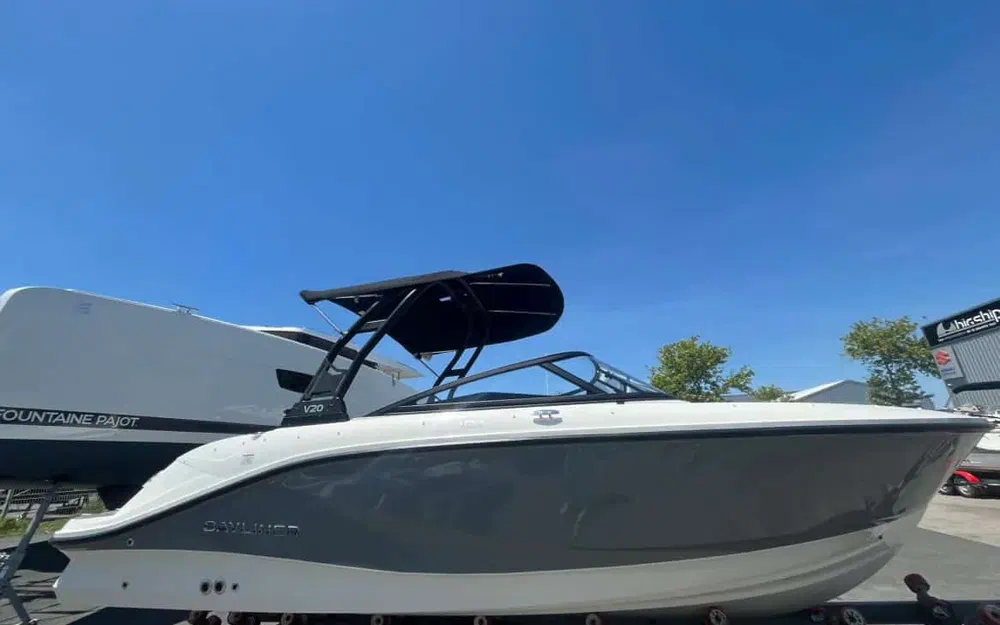 slider 3 Bayliner V20