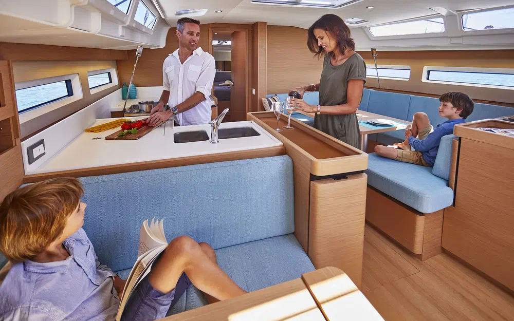 slider 11 Jeanneau Sun Odyssey 490