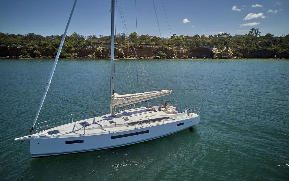 slider 3 Jeanneau Sun Odyssey 490