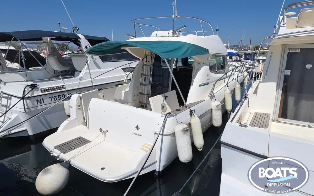 slider 0 Jeanneau Merry Fisher 925