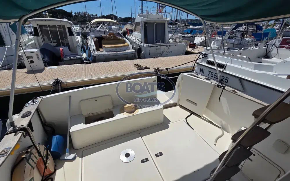slider 2 Jeanneau Merry Fisher 925