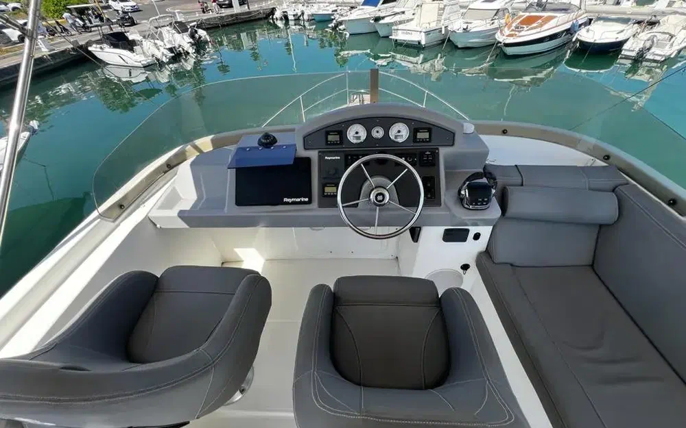slider 15 Beneteau Swift Trawler 44