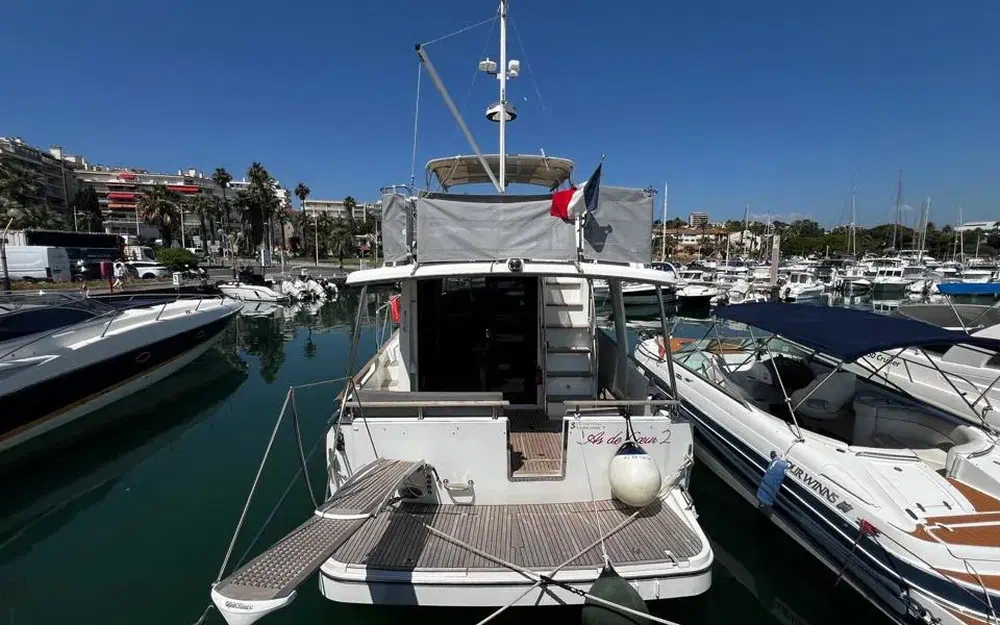 slider 1 Beneteau Swift Trawler 44