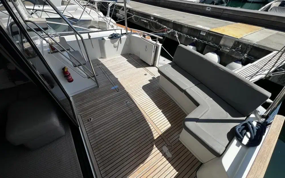 slider 3 Beneteau Swift Trawler 44