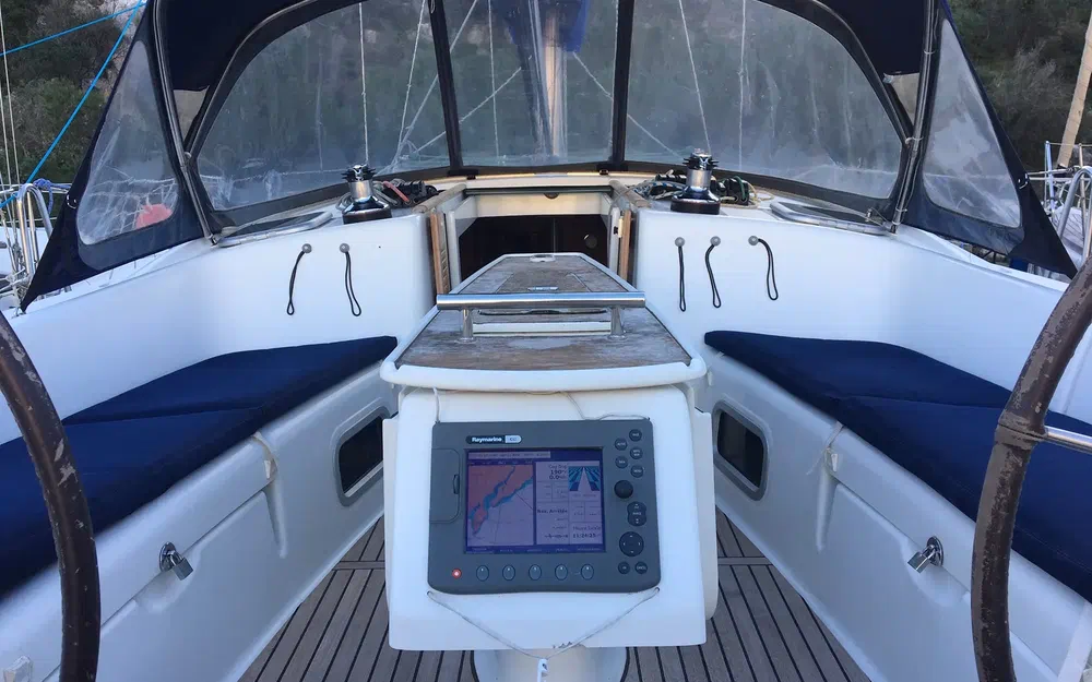 slider 10 Beneteau Oceanis 40