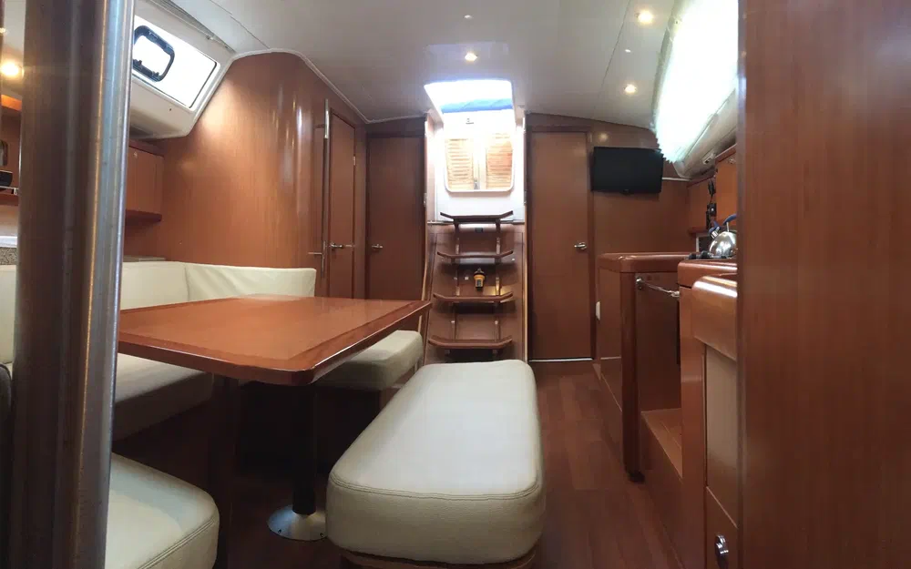 slider 29 Beneteau Oceanis 40