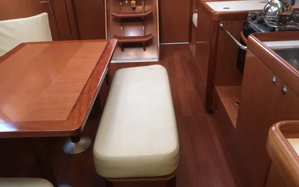 slider 30 Beneteau Oceanis 40