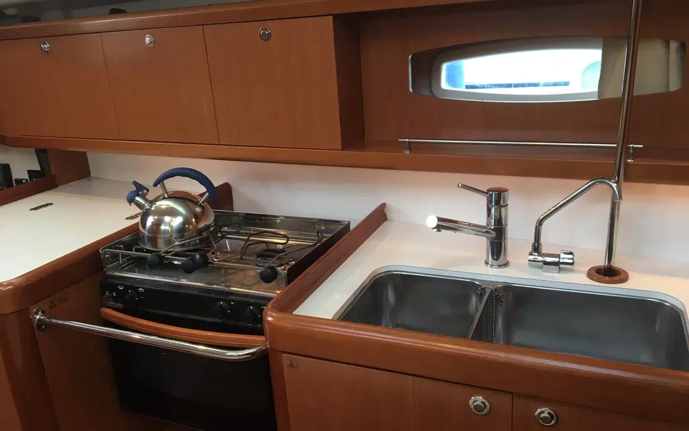 slider 31 Beneteau Oceanis 40