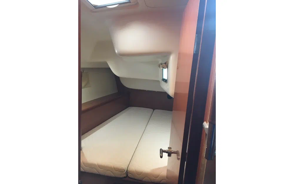 slider 41 Beneteau Oceanis 40
