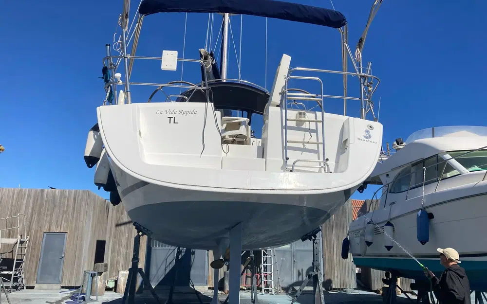 slider 5 Beneteau Oceanis 40