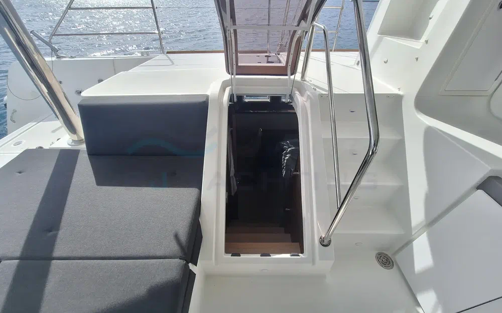 slider 32 Lagoon 52 F