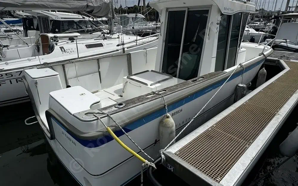 slider 7 Beneteau Antares 700 Fishing Antares 700 Peche