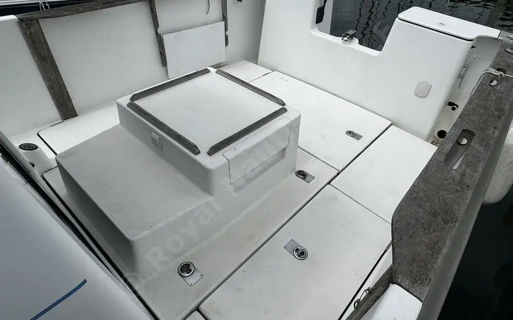 slider 8 Beneteau Antares 700 Fishing Antares 700 Peche