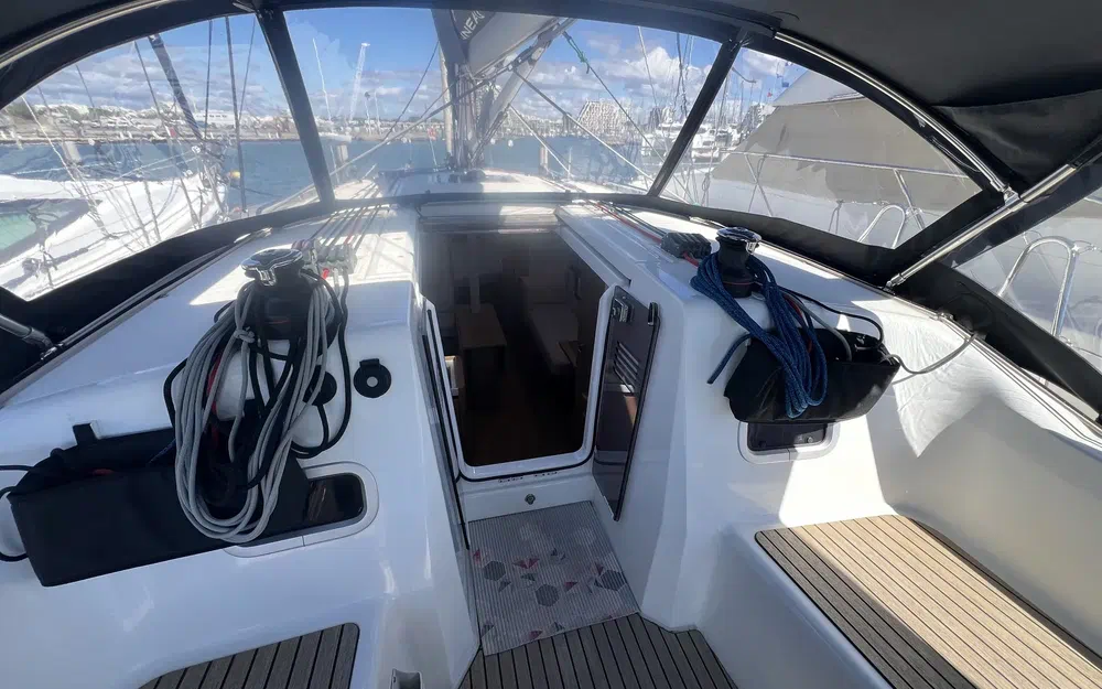 slider 16 Jeanneau Sun Odyssey 380