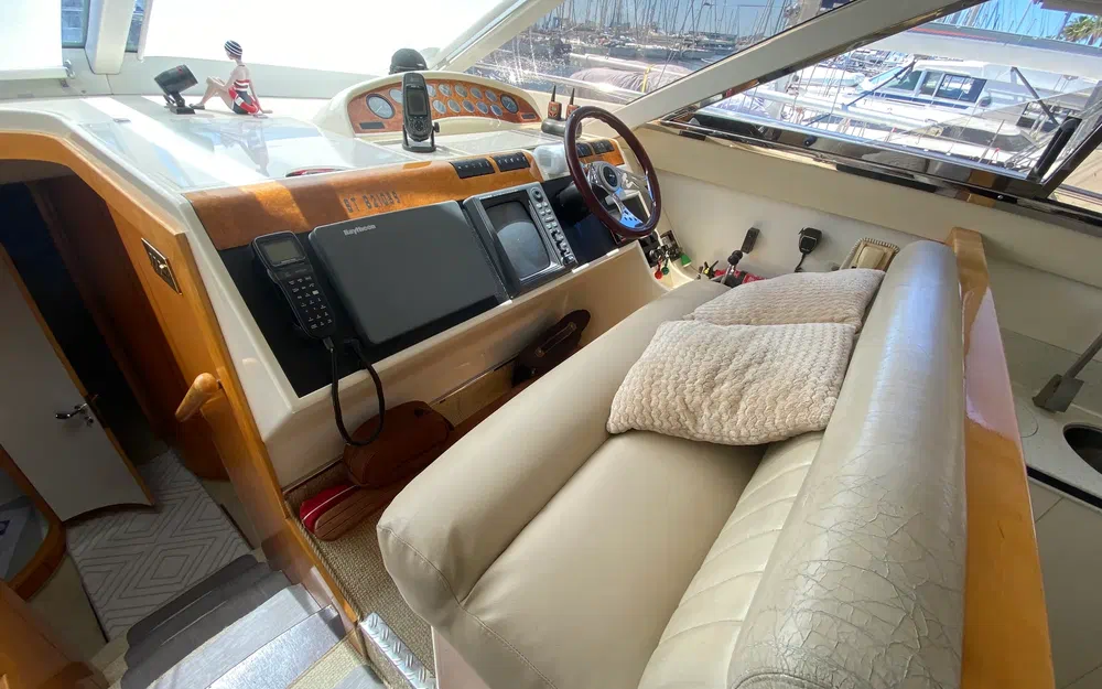 slider 6 Fairline Squadron 56