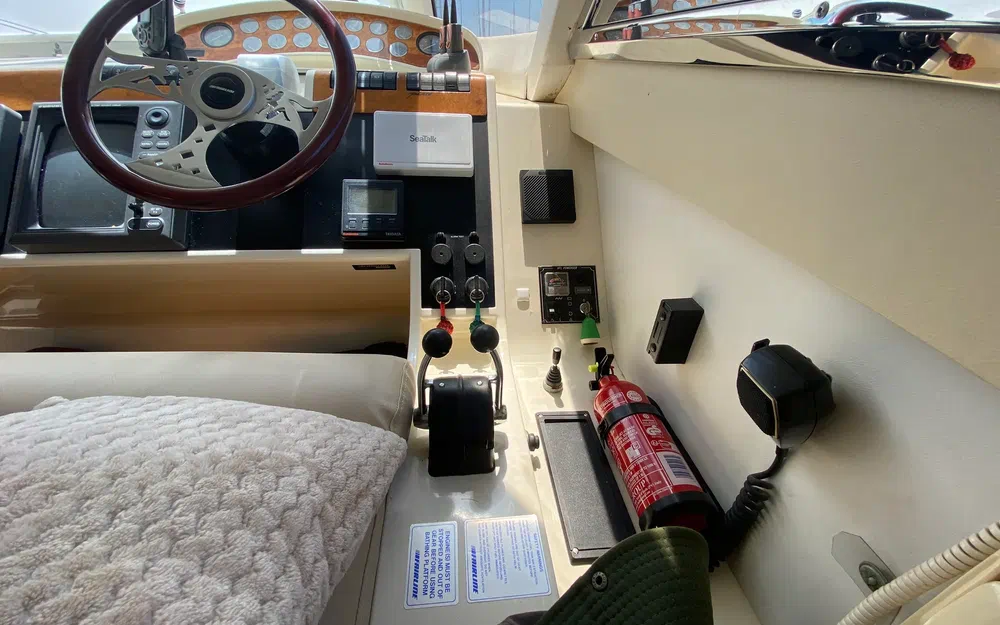 slider 7 Fairline Squadron 56