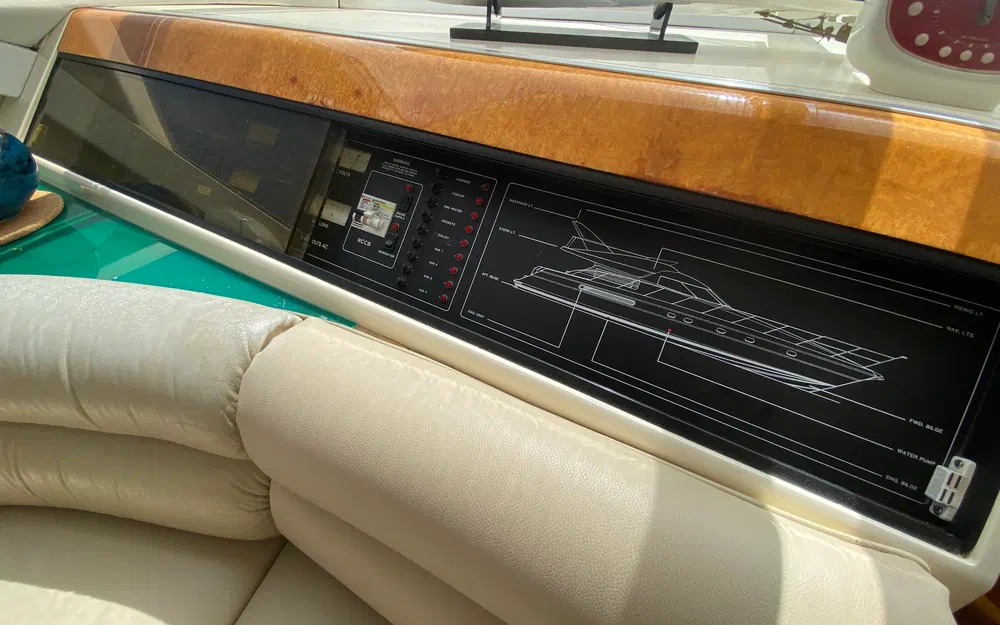 slider 9 Fairline Squadron 56