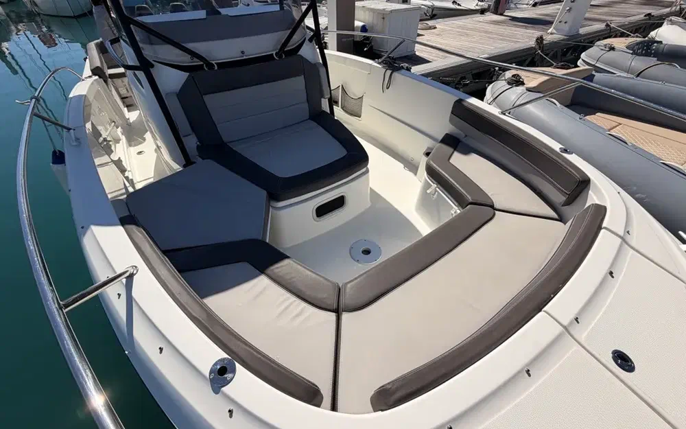 slider 20 Jeanneau Cap Camarat 9.0 CC