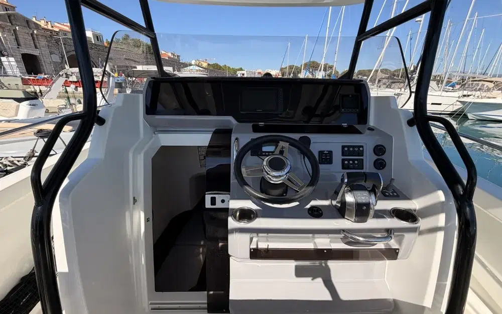 slider 22 Jeanneau Cap Camarat 9.0 CC