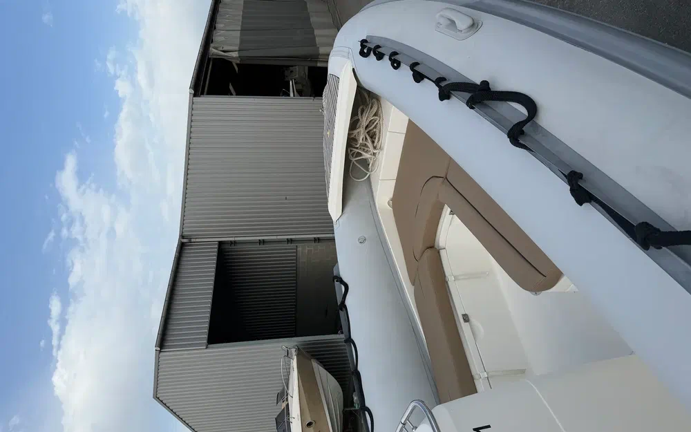 slider 5 Seahawk 225