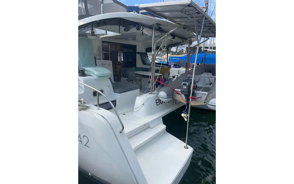 slider 23 Lagoon 42