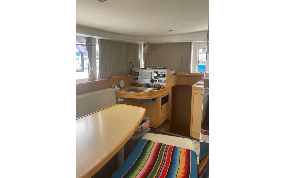 slider 26 Lagoon 42