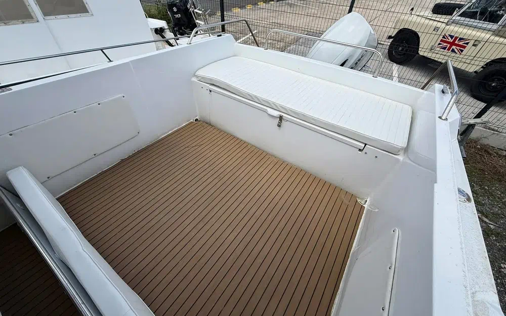 slider 8 Yachting France Arcoa 630