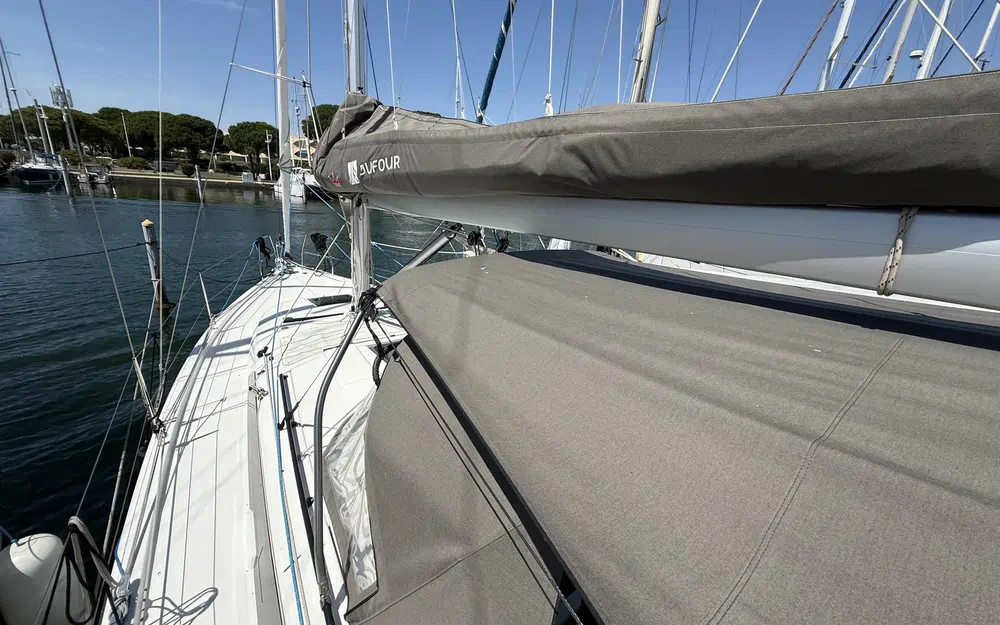 slider 14 Dufour 37
