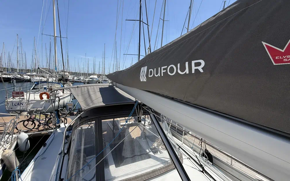 slider 18 Dufour 37