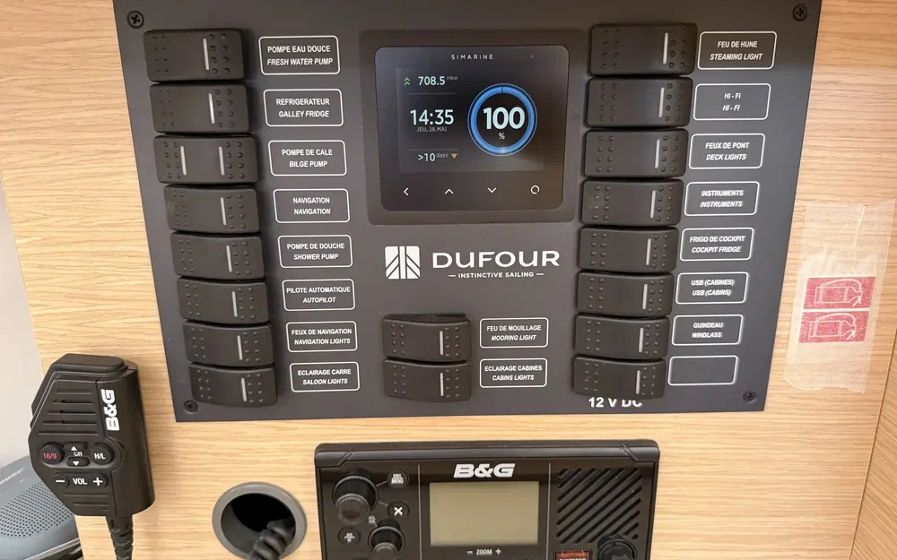 slider 26 Dufour 37