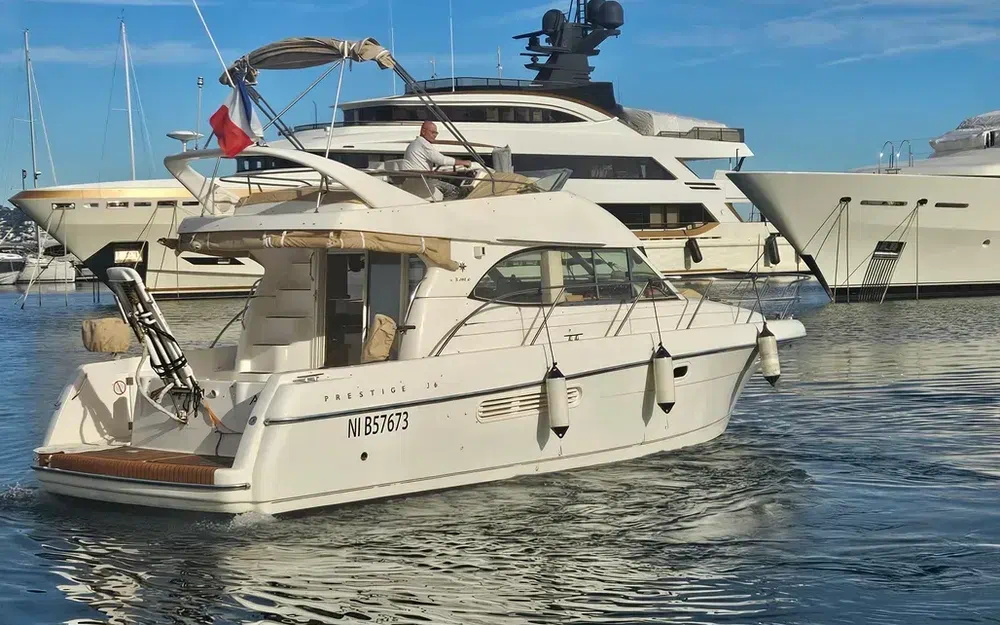 slider 0 Jeanneau Prestige 36 Fly