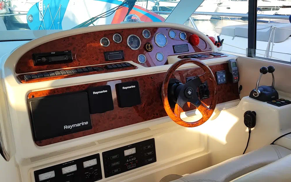 slider 21 Jeanneau Prestige 36 Fly